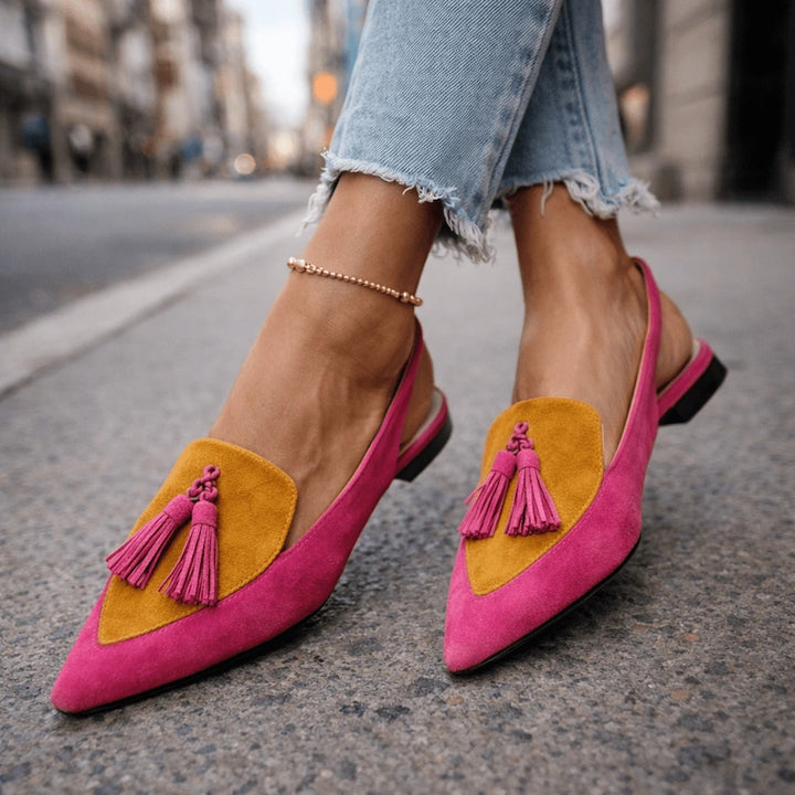 Lorena Sandalias con Tiras y Borlas