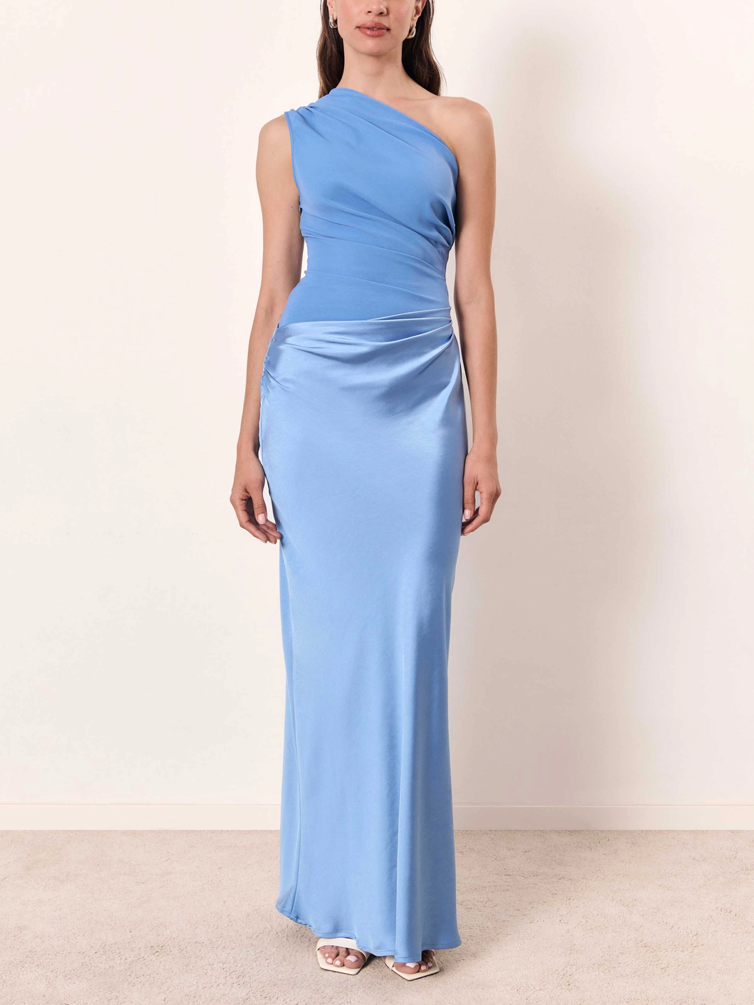 Laura | Vestido maxi de fiesta elegante con un hombro y pliegues